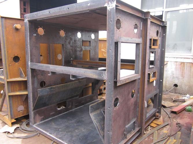 根據(jù)客戶需求加工定制鉚焊加工件 五金焊接沖壓制造